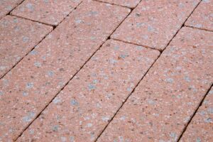 Тротуарная плитка Готика Granite FINERRO, Травертин, Новый город, комплект из 3-х камней, высота 80 мм